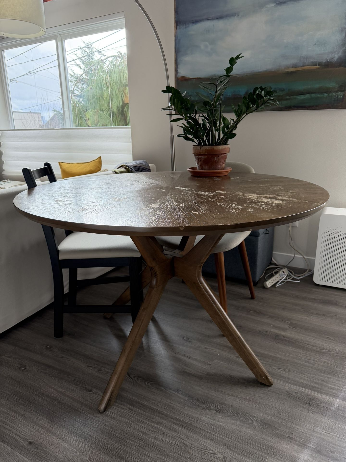 Round Dining Table 48 In