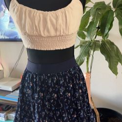 women’s skirt size small $5 in 33328