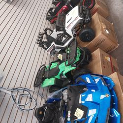 ¡Ven a verlos! Autos eléctricos, jeeps, motocicleta Kids)-- (Scooter BIKES ADULTS). Precios desde $199 hasta $349 en efectivo. 👍 