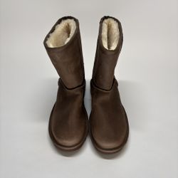 Uggs Boots Brown Color Size 6 Women
