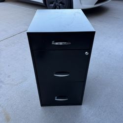 File Cabinet With Locks Please Read Entire Description