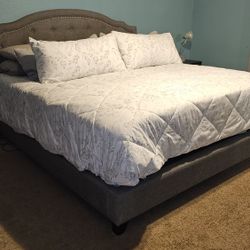 King Tufted Bed Frame
