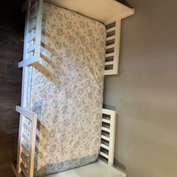 Toddler Bed 