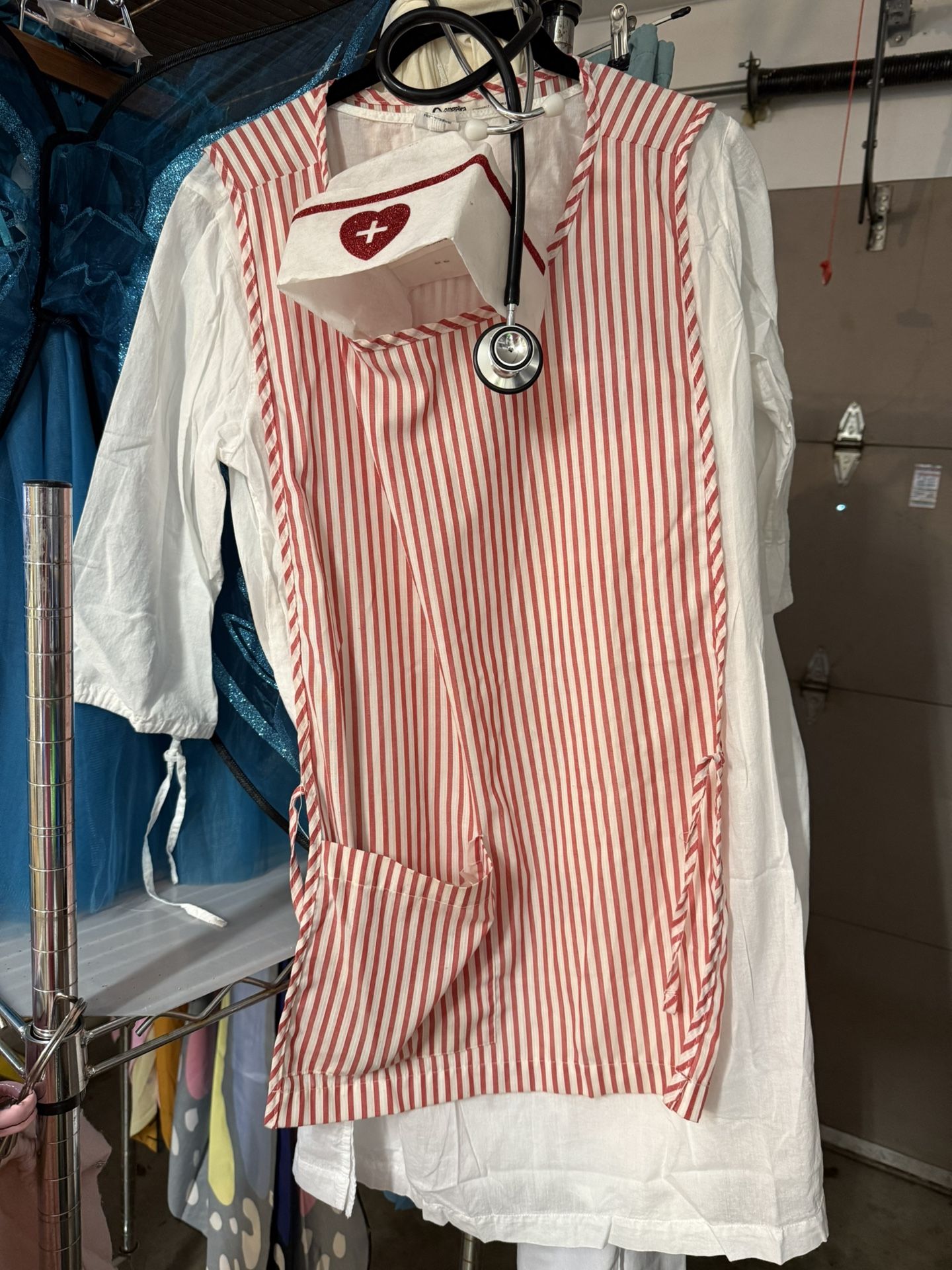 Available from 9am-7pm: Free Halloween costume items - I Am Not Checking Responses To This Post