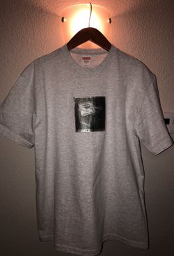 Supreme tee