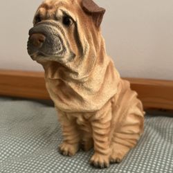 Shar Pei Statuette / Figure