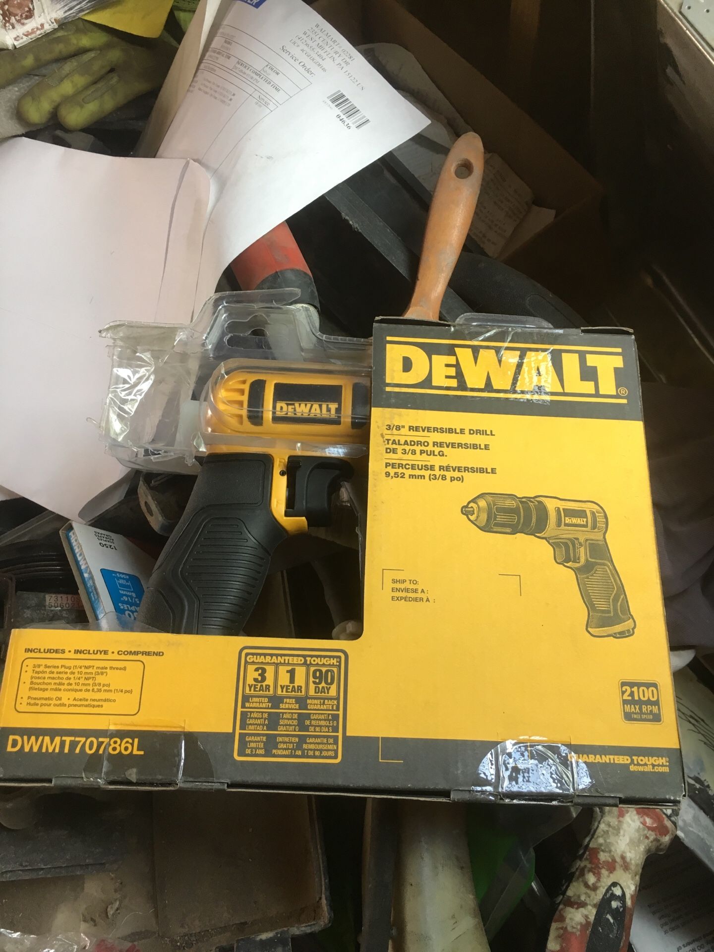 DeWalt 3/8 reversible air drill