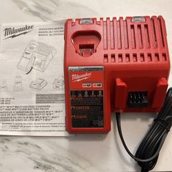 M12 and M18 12-Volt/18-Volt Lithium-Ion Multi-Voltage Battery Charger