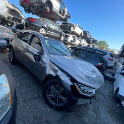 Mercedes Glc class 2022   Only Parts