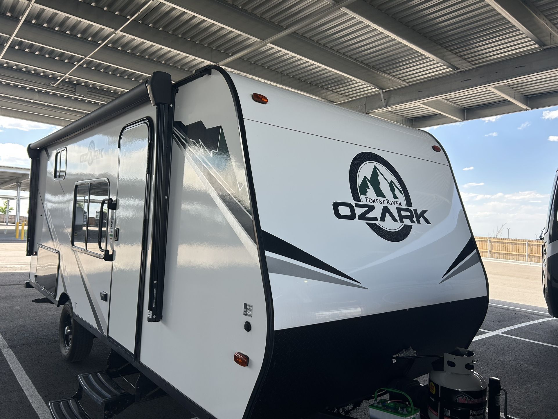 2022 Ozark by Forest River ascent Ozark 1650 BHKX