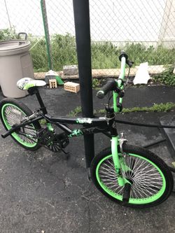 Huffy decay 20 bike top
