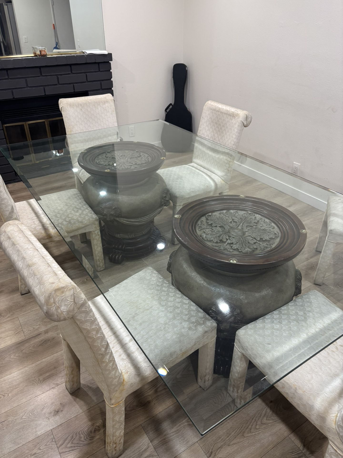 Glass Table 8 Chairs