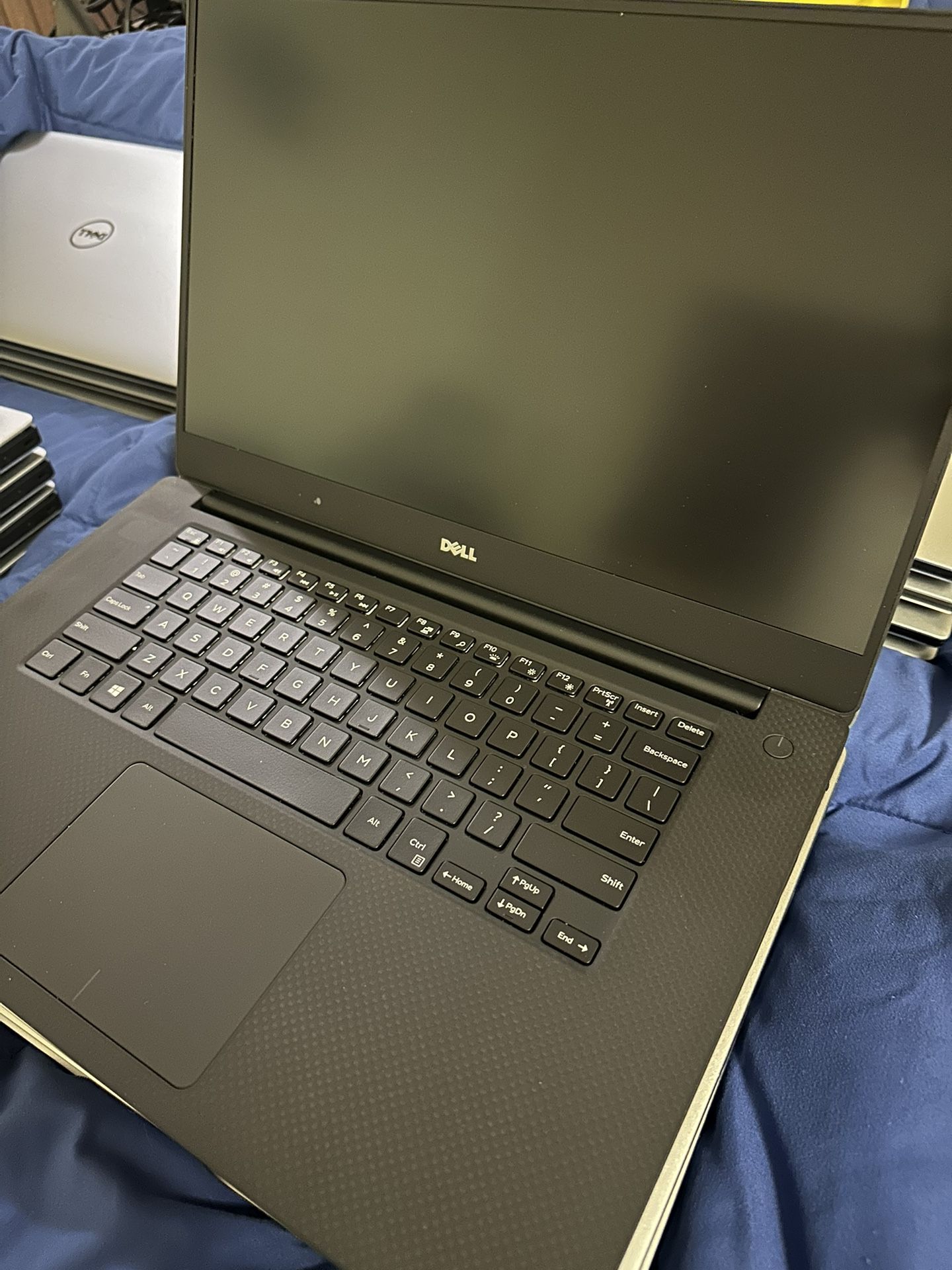 Dell Precision 5520 Laptop Computers