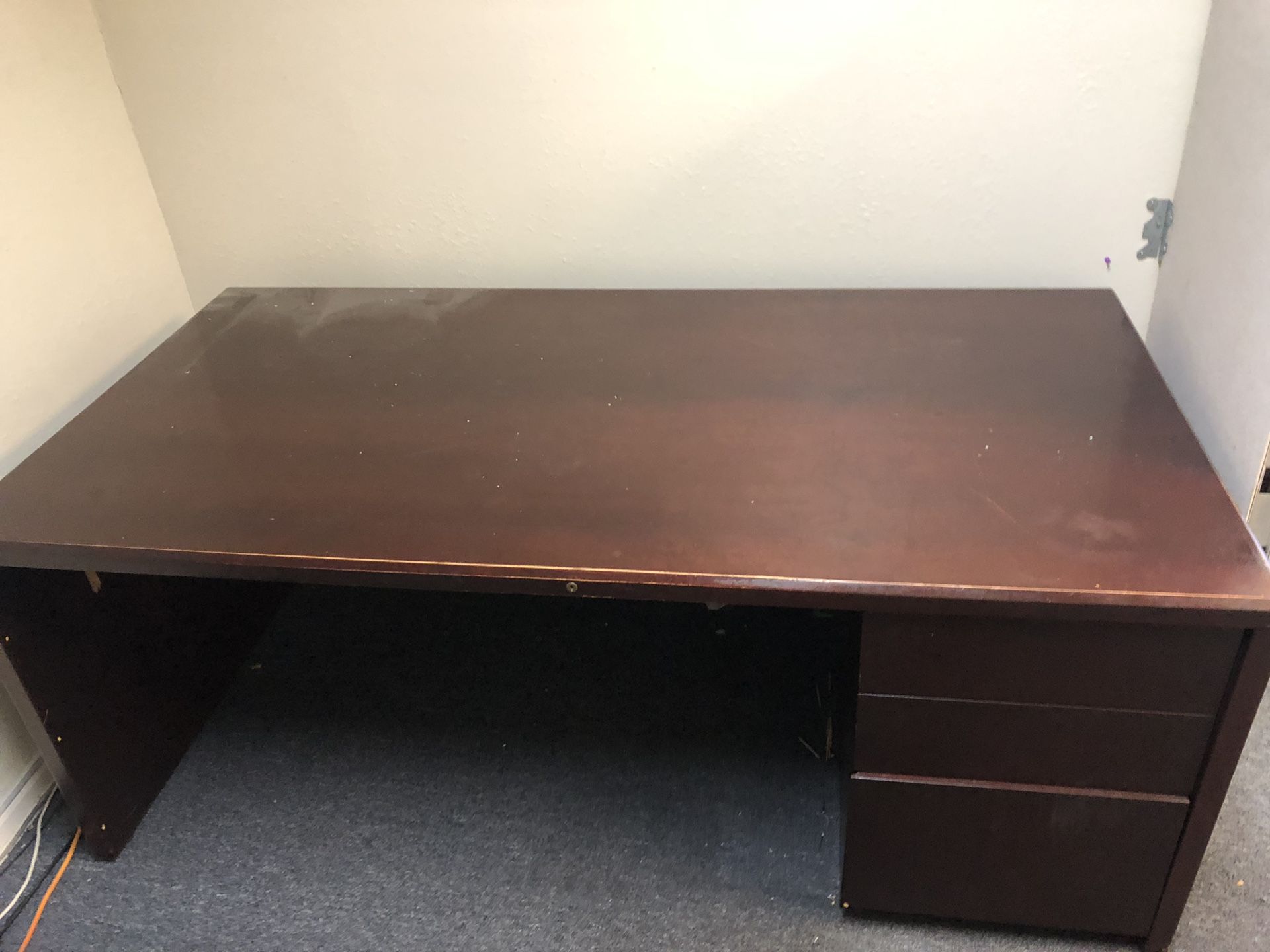 Nice clean business desk