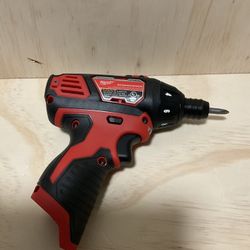 Milwaukee M12 12V 1/4” Hex Screwdriver