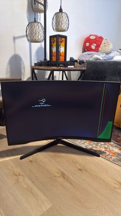 Samsung Odyssey G5 32" Curved Gaming Monitor - BROKEN SCREEN / FOR PARTS