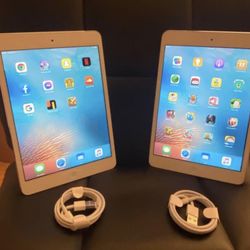 2 Apple iPad Mini