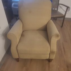 Beige Reciner