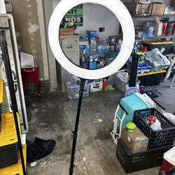 Ring light