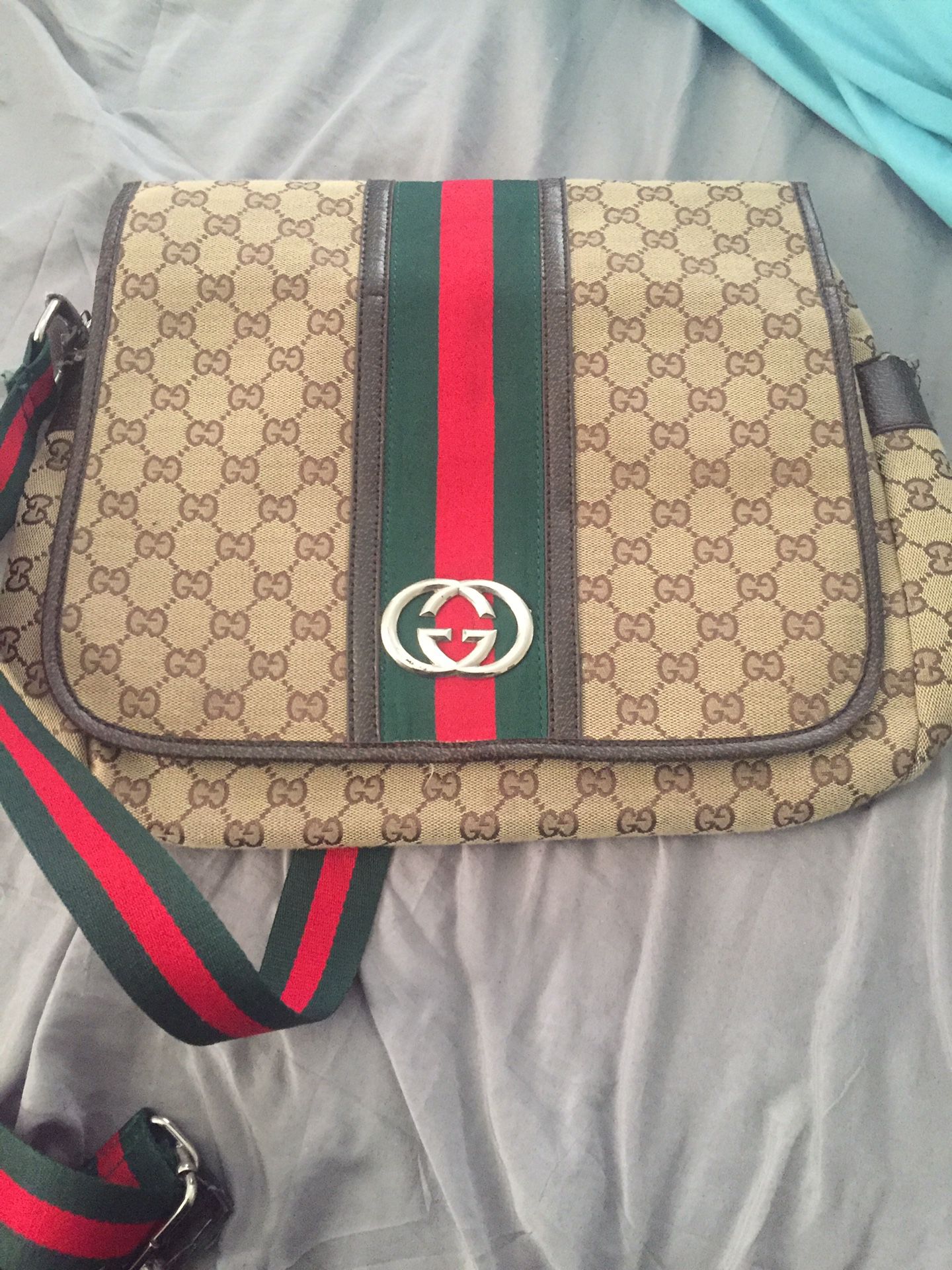 Gucci bag for sale!