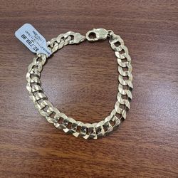 14kt Gold Bracelet 