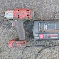Craftsman V20 Drill And Charger 12 An 20 Volt No Battery 20.or Offer