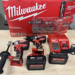 Milwaukee Drill Set M18