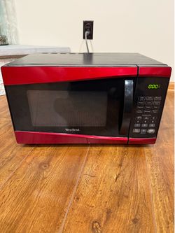 West bend Red Microwave
