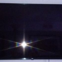 LG 55in smart tv with remote 