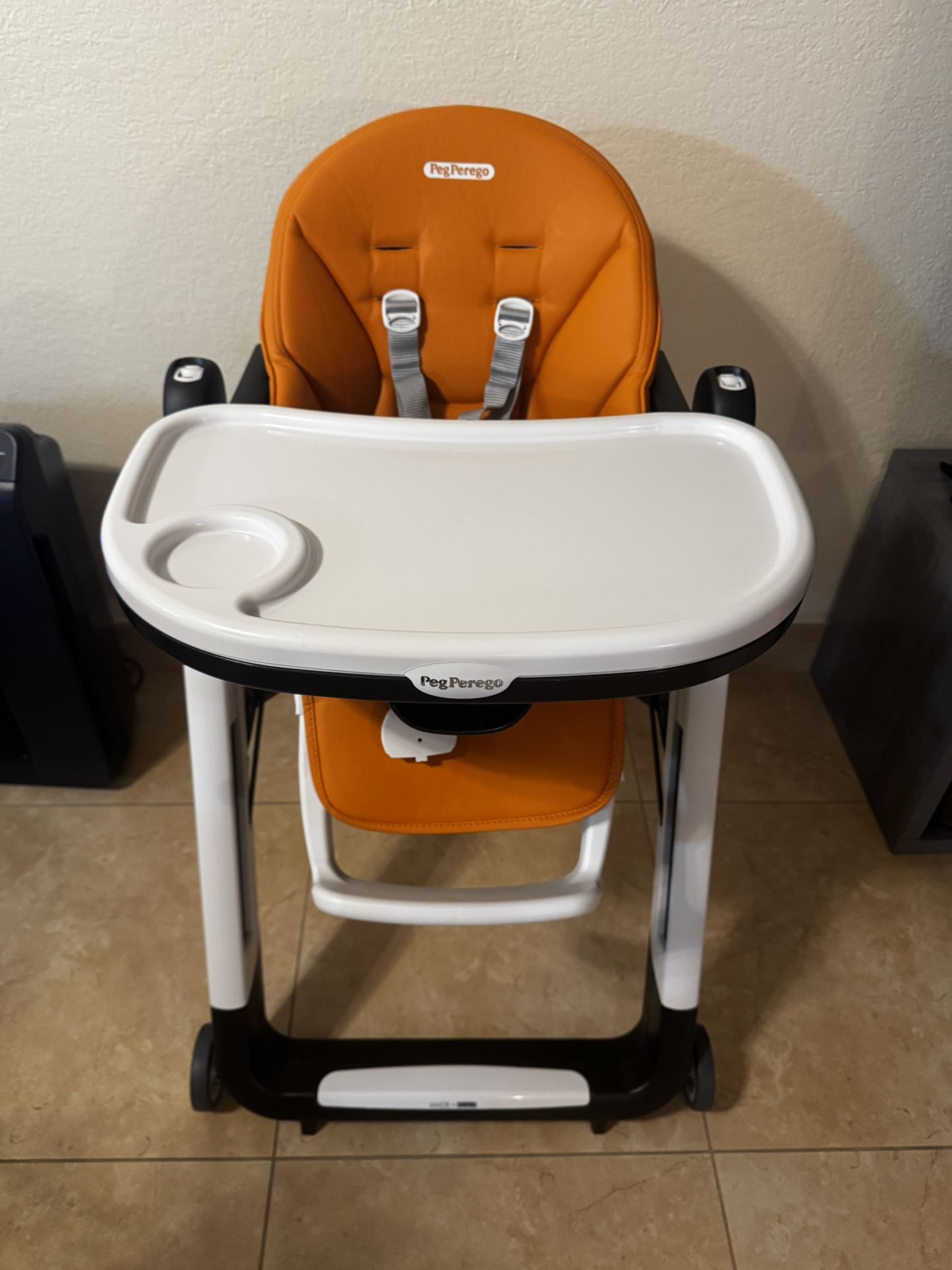 Peg Perego Siesta High Chair Arancia- Orange