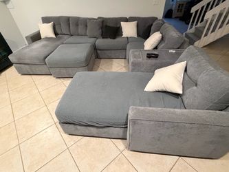 Modmax Sectional with Bluetooth speaker