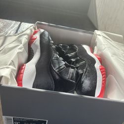 Jordan 11 Retro “Bred Velvet”