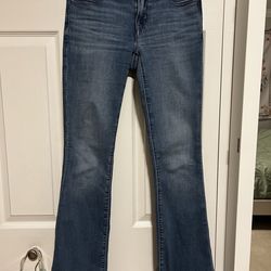 Women’s American Eagle jeans
