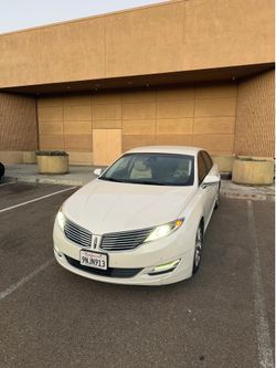 2014 Lincoln MKZ