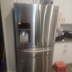 Samsung Refrigerator 