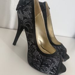 Steve Madden Black Lace Heels – Size 7 (fits like 7–7.5)