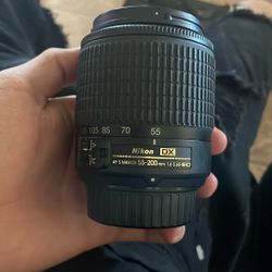 Afs-nikkor 55-200mm 1•4-5.6g  ED