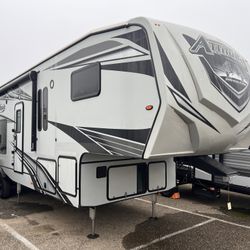2021 Attitude Toy Hauler 