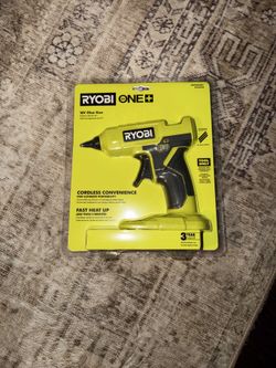 Glue gun