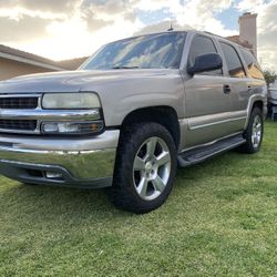 Chevy Tahoe, V8