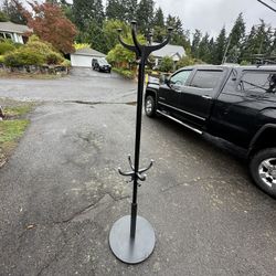 Metal coat rack 
