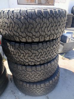 315/70R17 Bfgoodrich Ko2 All Terrain Tires (4) Installed