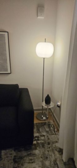Floor lamp
