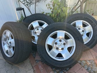 Toyota Tundra wheels and tires