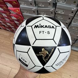 Mikasa FT-5 Soccer Ball White/Black Size 5