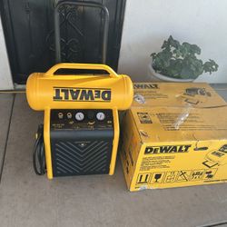 DEWALT 4.5 Gal. Portable Electric Air Compressor