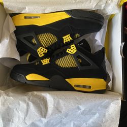 Jordan 4 Thunders 