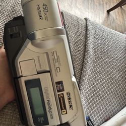 Don’t Digital 8 Handycam