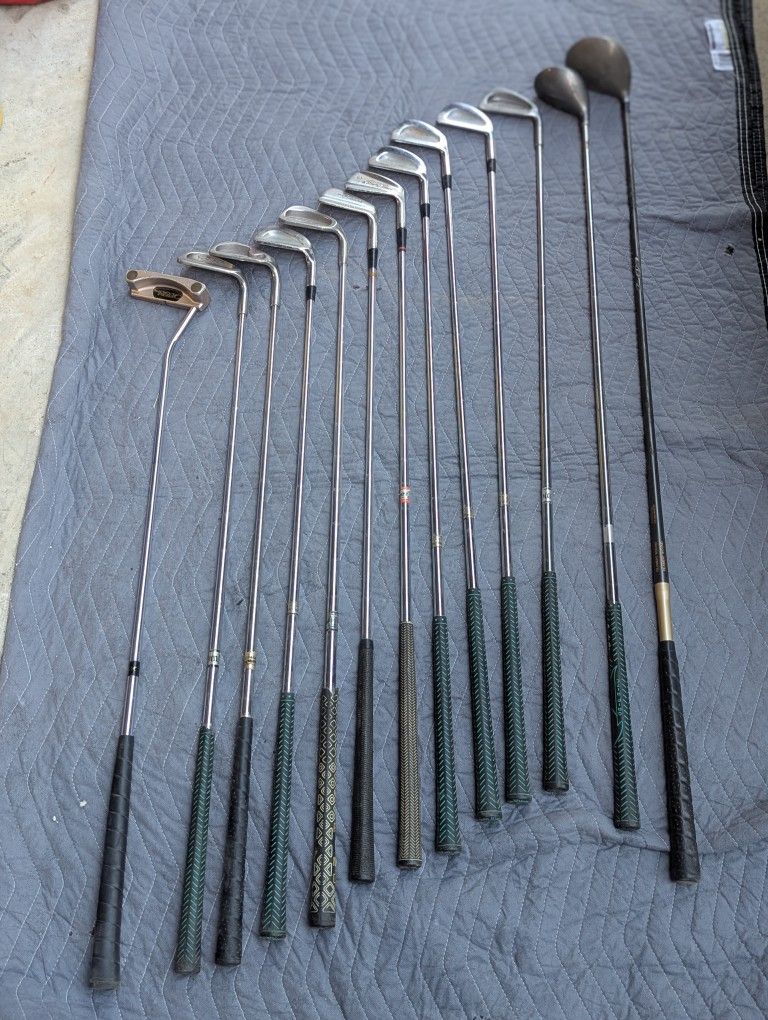 Mixed Set Of Golf Clubs RH