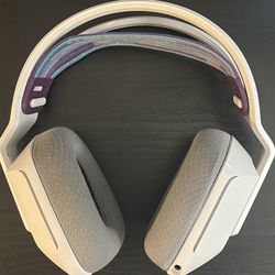 Logitech G733 Lightspeed Wireless Gaming Headset 